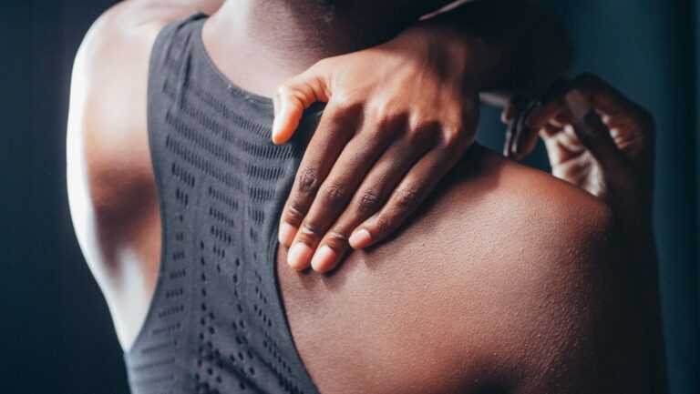 enfant ayant des difficultés respiratoires