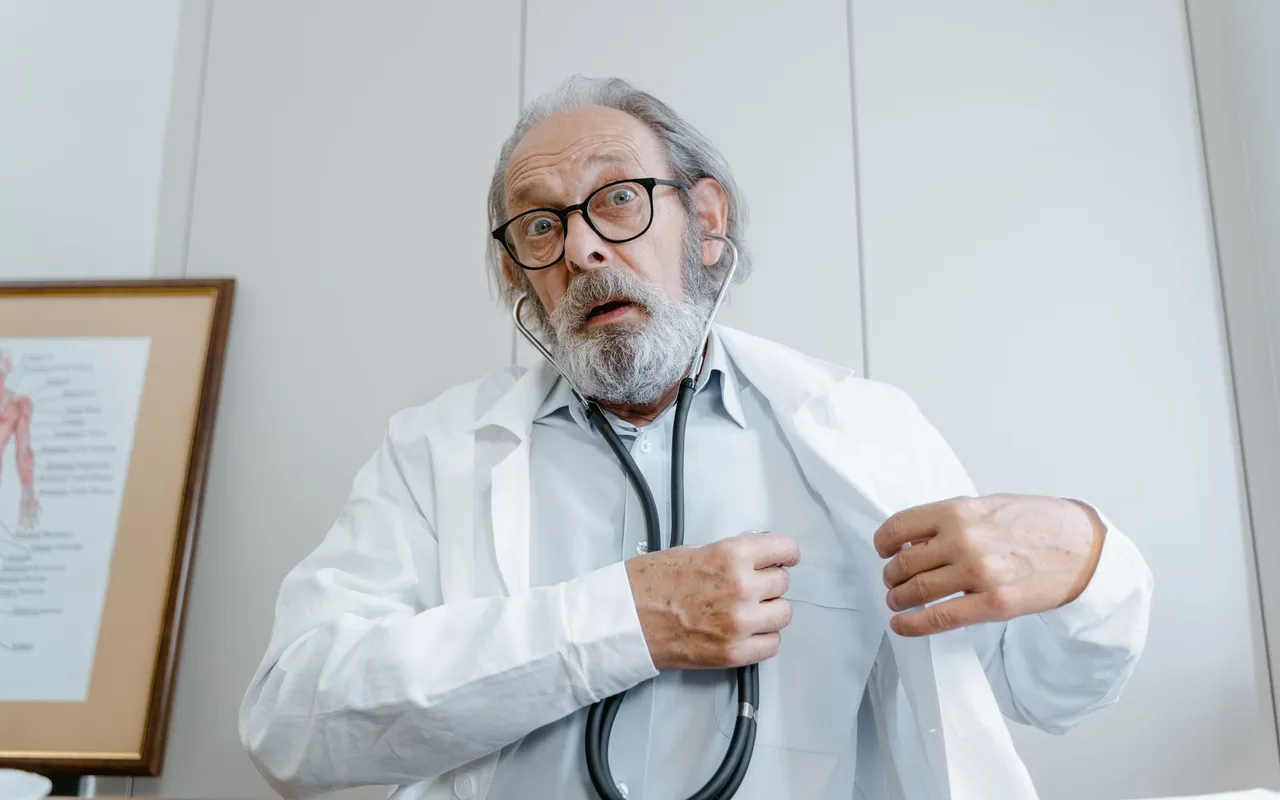 Comparer les examens du dépistage homme 50 ans pour rester en bonne santé