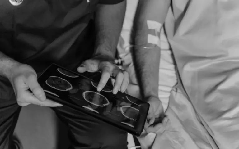 HSA neuro : comment reconnaître une hémorragie sous-arachnoïdienne avant qu'il soit trop tard ?