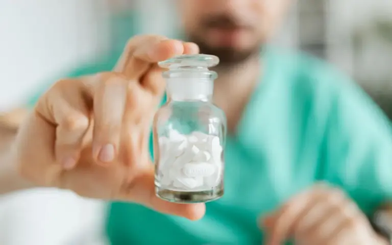 Mepronizine nom commercial, Noctamide, Séresta : lequel choisir reste une vraie question médicale