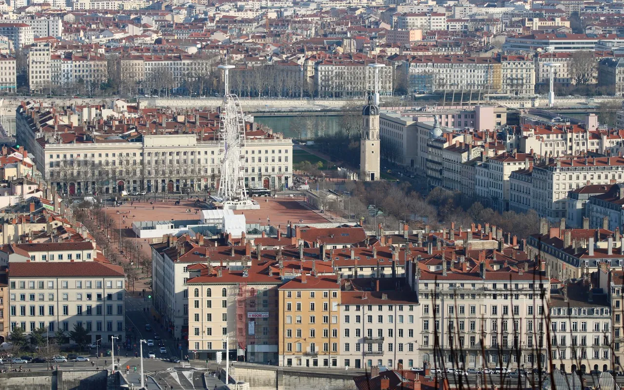 Non, trouver le Dr Martinez à Saint-Étienne ne se résume pas à une simple recherche en ligne