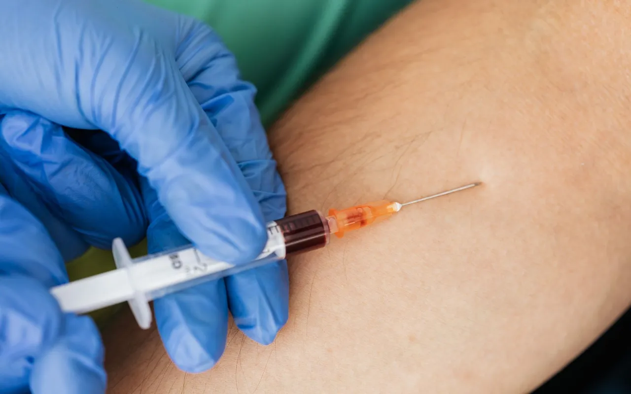 Recommandations du Spilf sur le paludisme : diagnostic et traitement des accès palustres