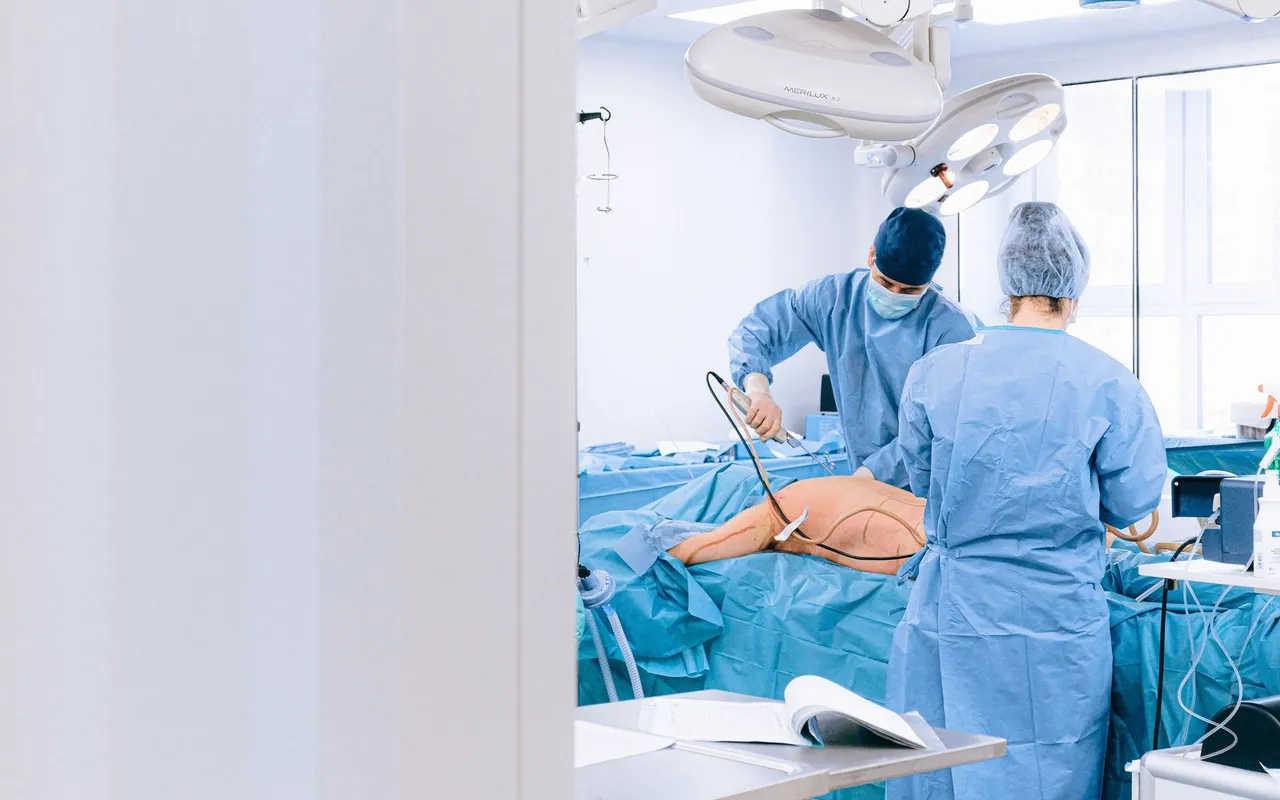 Risque hémorragique en chirurgie, les étapes pour le gérer sans improviser