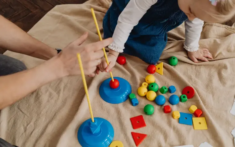 Développement moteur de l'enfant à 18 mois, un guide pour les parents