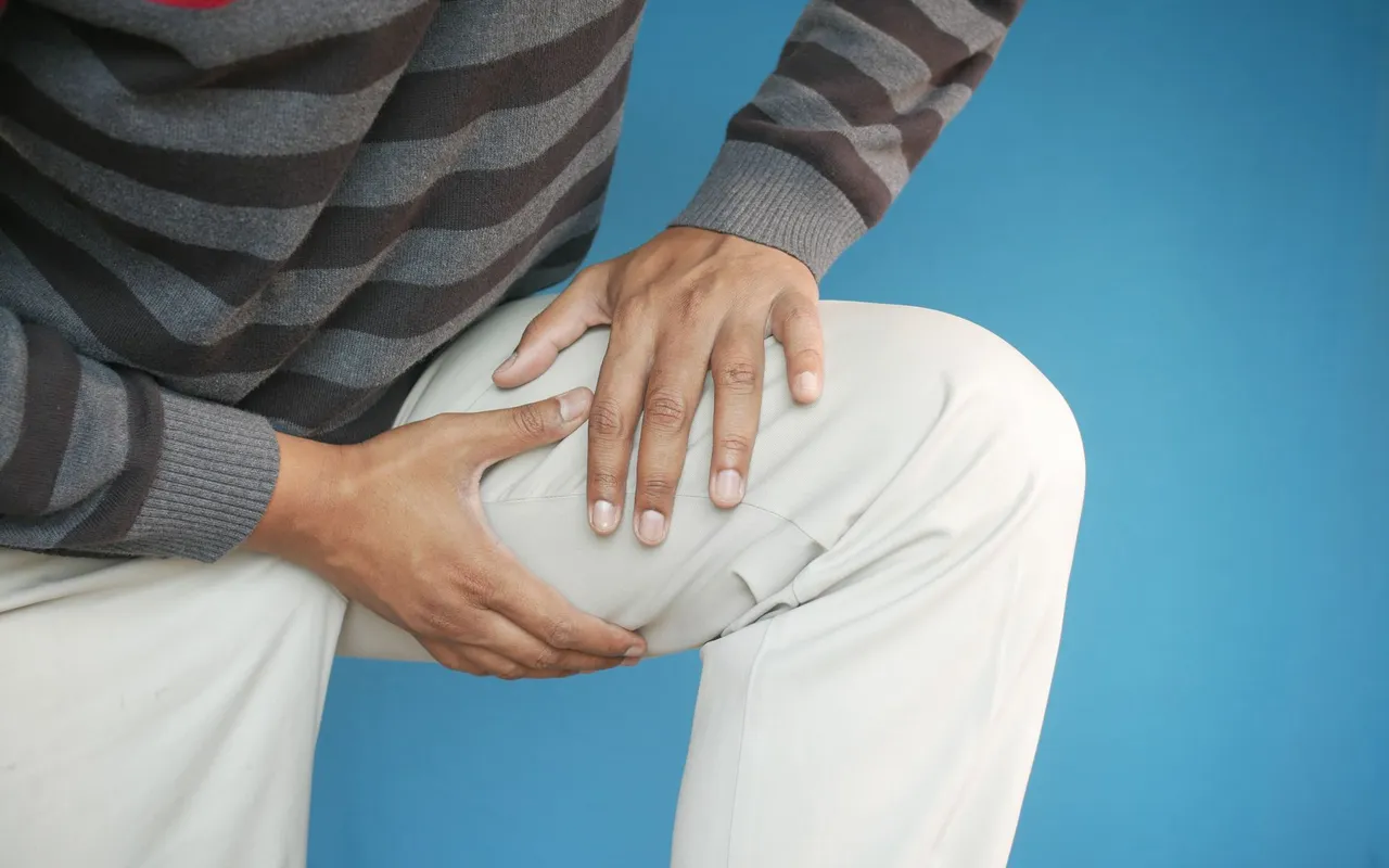 Douleurs articulaires après 50 ans chez l'homme : ce que l'on croit savoir est souvent faux