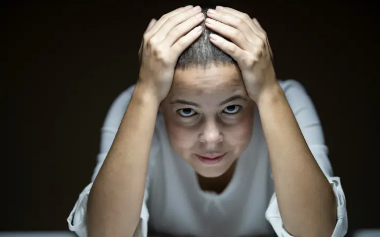 Fatigue chronique chez la femme : 4 idées reçues qui retardent le diagnostic