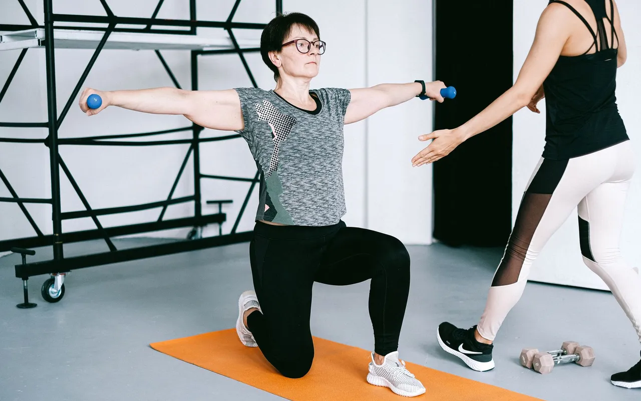 Prévenir l'ostéoporose chez la femme, un enjeu de santé à prendre tôt